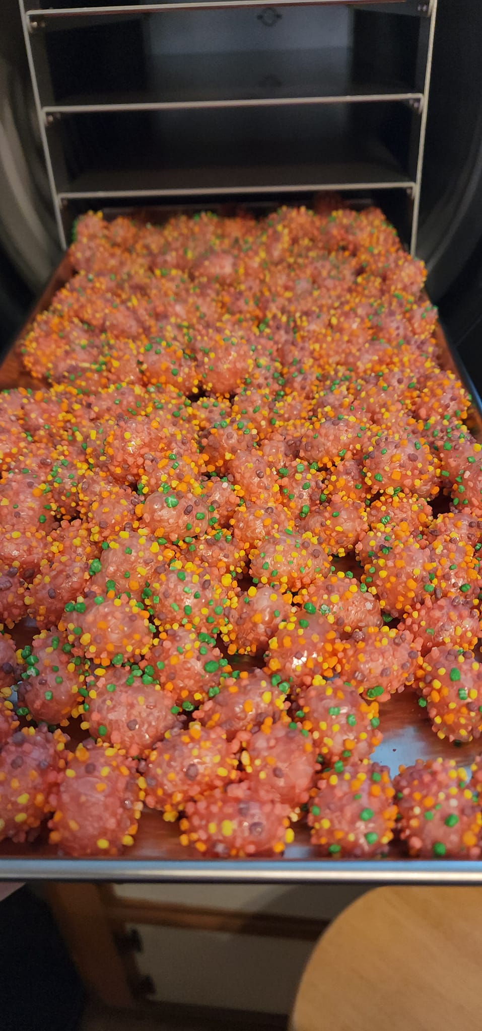 Gummy Clusters